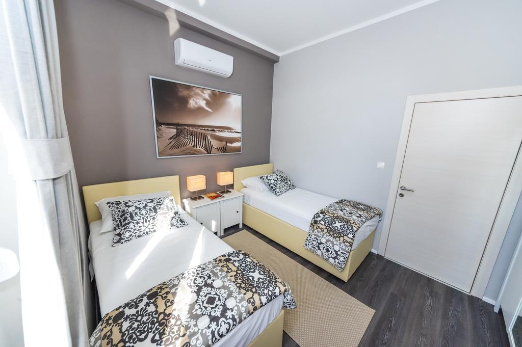 Harbour Lounge Apartment Zadar Exteriör bild